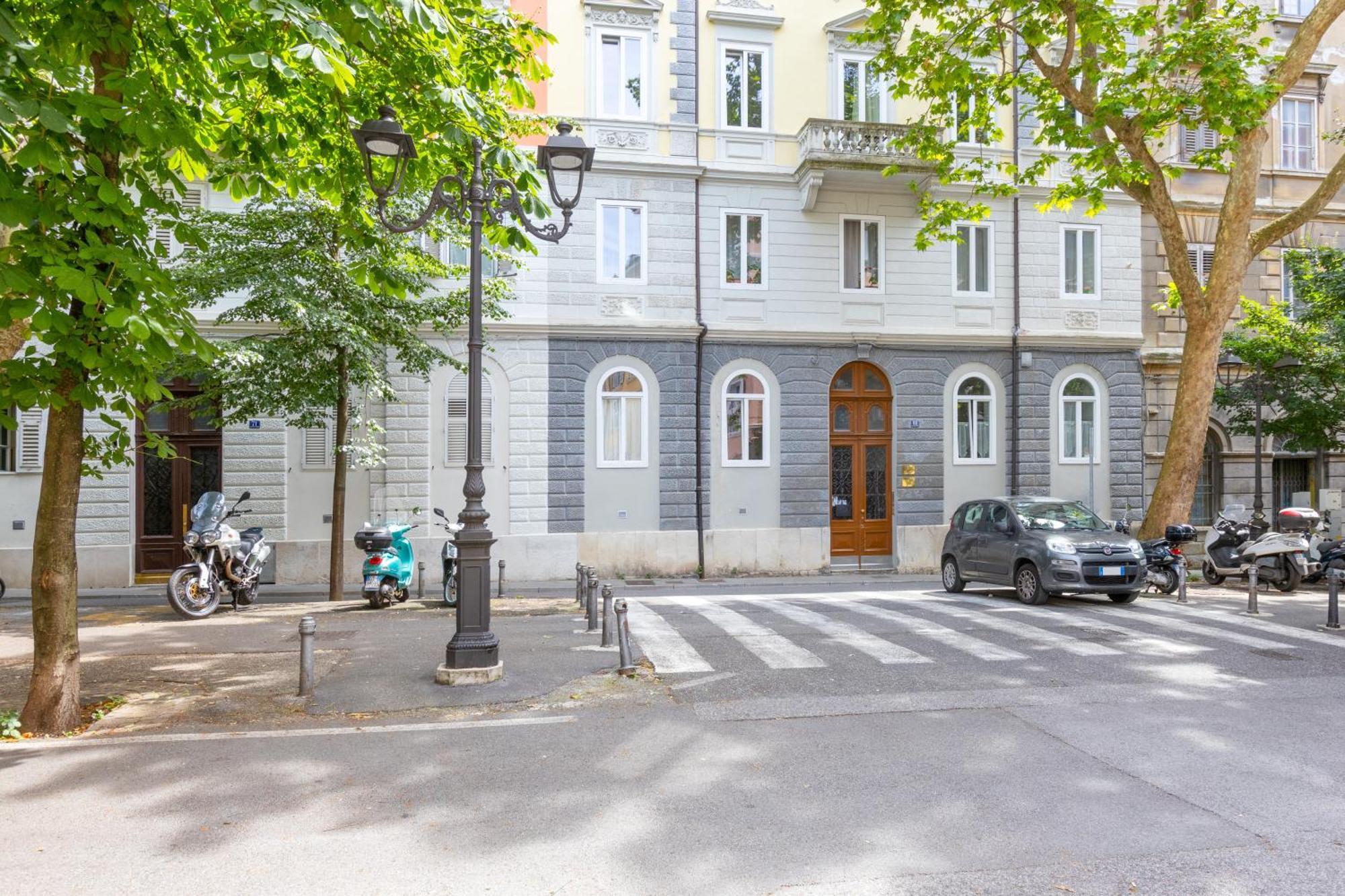 XX Settembre Lägenhet Trieste Exteriör bild