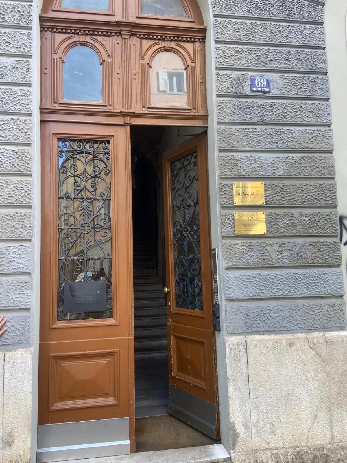 XX Settembre Lägenhet Trieste Exteriör bild