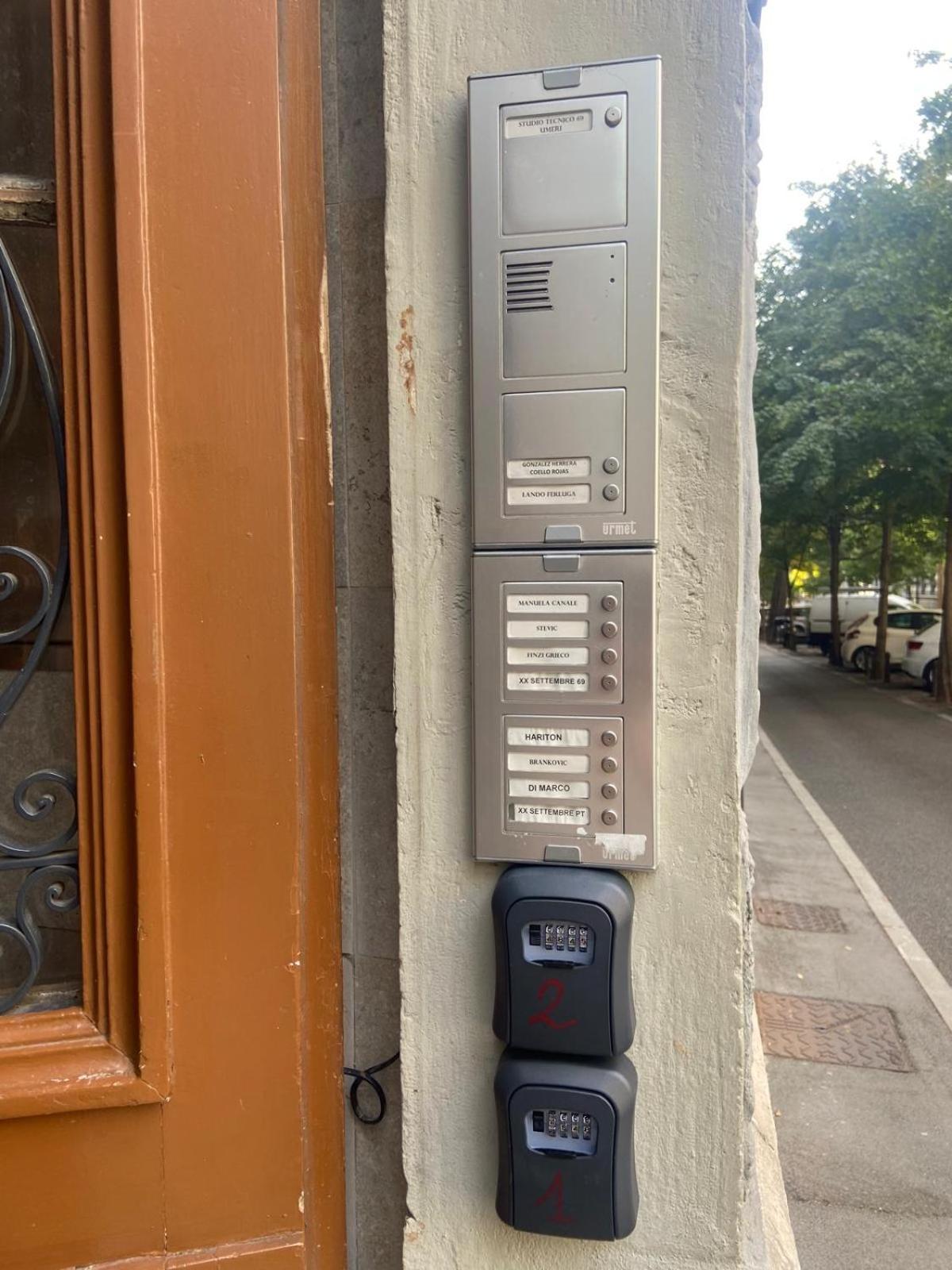 XX Settembre Lägenhet Trieste Exteriör bild